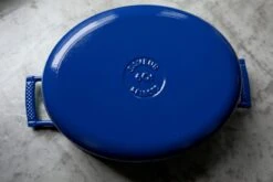 Saveur Selects Braadpan Ovaal Voyage - Classic Blue - ø 30 Cm - Geëmailleerde Anti-aanbaklaag -Keuken Kwaliteitswinkel 1 5 16 scaled 1