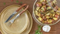 Sareva Ovenschaal Met Deksel - Hittebestendig Glas - ø 21.5 Cm / 2 Liter 7 Sareva Ovenschaal Met Deksel - Hittebestendig Glas - ø 21.5 Cm / 2 Liter -Keuken Kwaliteitswinkel 24082021 5