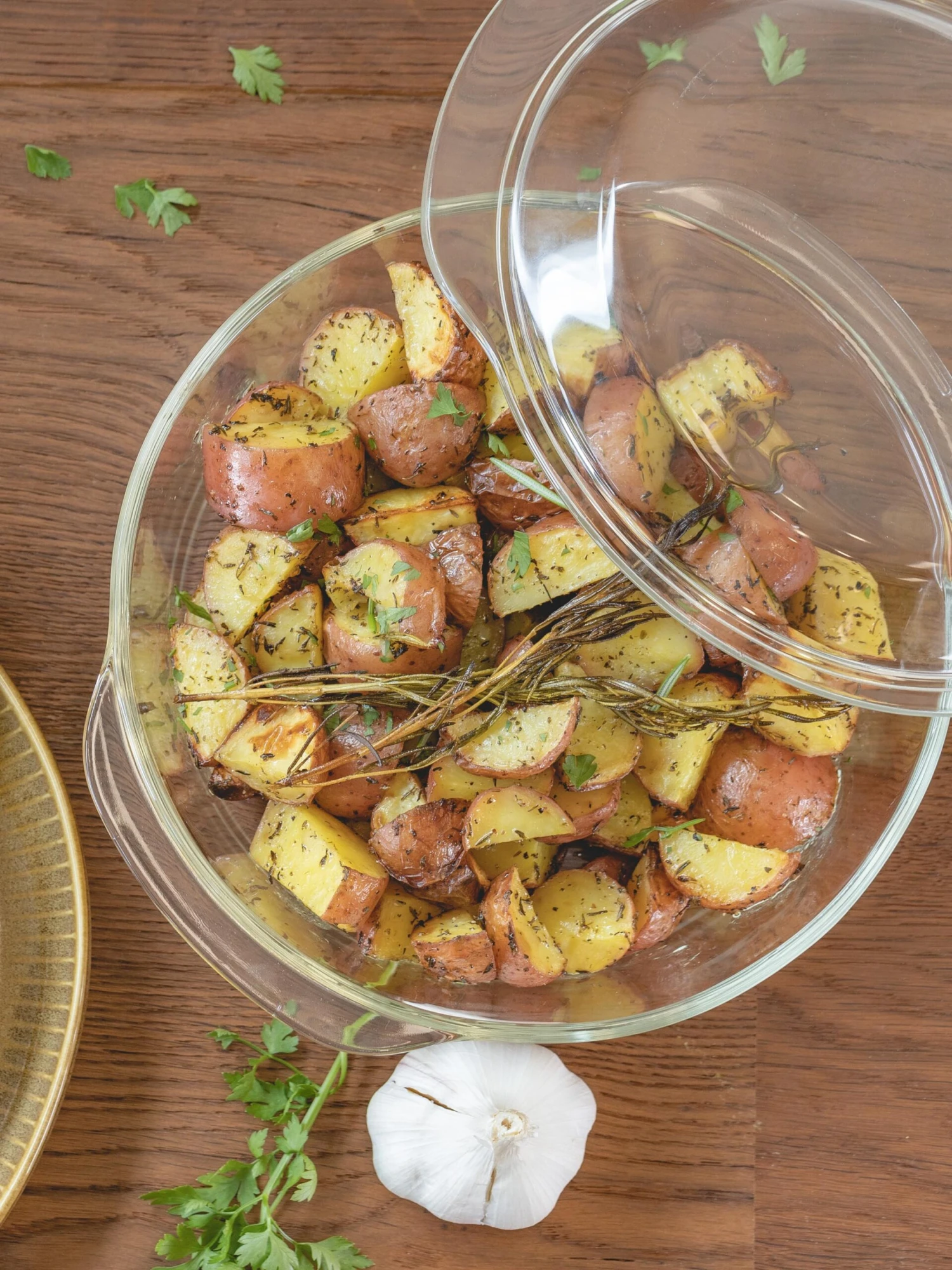 Sareva Ovenschaal Met Deksel - Hittebestendig Glas - ø 21.5 Cm / 2 Liter 2 Sareva Ovenschaal Met Deksel - Hittebestendig Glas - ø 21.5 Cm / 2 Liter - Afbeelding 2