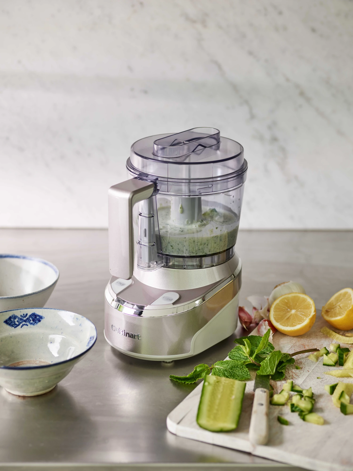 Cuisinart Mini Foodprocessor Cordless - RMC100E - 350 W - Draadloos - Frosted Pearl - 900 Ml 2 Cuisinart Mini Foodprocessor Cordless - RMC100E - 350 W - Draadloos - Frosted Pearl - 900 Ml - Afbeelding 2