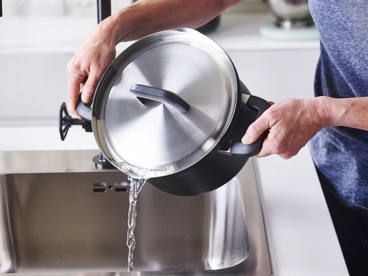 BK Pannenset Flow Cool - Zwart / RVS - 4 Delige Set 4 BK Pannenset Flow Cool - Zwart / RVS - 4 Delige Set - Afbeelding 4