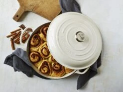 Le Creuset Braadpan Signature - Meringue - ø 26 Cm / 5.3 Liter -Keuken Kwaliteitswinkel 5408scr 40903d0f5ef384a 4