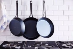 BK Koekenpan Black Steel - ø 28 Cm - Zonder Anti-aanbaklaag -Keuken Kwaliteitswinkel 6d3e0c782099da9be5bd2c072fccc05e516f1b0d BK BlackSteel Frypans Lifestyle 1