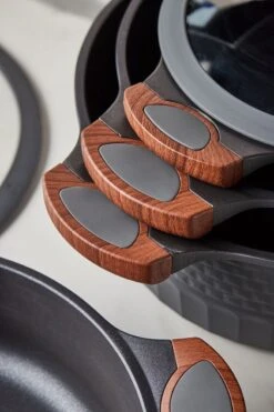 Resto Kitchenware Pannenset - 13 Delige Set - Inductie En Alle Andere Warmtebronnen -Keuken Kwaliteitswinkel 799x1200 2