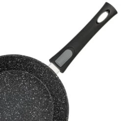 Resto Kitchenware Koekenpan Leo - ø 24 Cm - Standaard Anti-aanbaklaag -Keuken Kwaliteitswinkel 93040.4260403577806.ver50