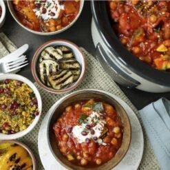 Crockpot Slowcooker - Digitaal - 3.5 Liter - CR060 -Keuken Kwaliteitswinkel CSC060TagineOverhead Retouched 5dca88ac9ed216.50013993