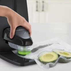 FoodSaver Fresh Hersluitbare Vacumeerzakken 950 Ml - 26 Stuks -Keuken Kwaliteitswinkel FFS010LifestyleZipperBags2 5d0cdb8a765229.91958844