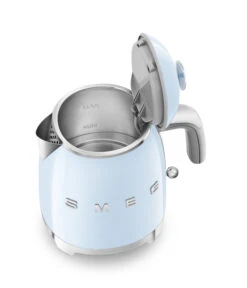 SMEG Waterkoker Mini - 1400 W - Pastelblauw - 800 Ml - 3 Kops - KLF05PBEU 6 SMEG Waterkoker Mini - 1400 W - Pastelblauw - 800 Ml - 3 Kops - KLF05PBEU -Keuken Kwaliteitswinkel KLF05PBEU 11