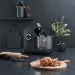 Wilfa Keukenmachine Probaker Black -Keuken Kwaliteitswinkel Kitchen Machine Probaker KM1B 70 Flexi Beater Bowl 638df130c76c07.68395446 1