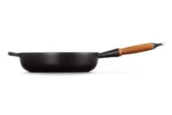 Le Creuset Hapjespan Signature - Mat Zwart - ø 28 Cm / 3.6 Liter- Geëmailleerde Anti-aanbaklaag -Keuken Kwaliteitswinkel LC 20210721 HL PS FS 20259280000422 003