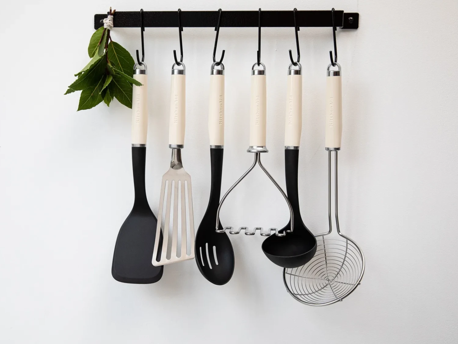 KitchenAid Soeplepel Core - Amandelwit 4 KitchenAid Soeplepel Core - Amandelwit - Afbeelding 4