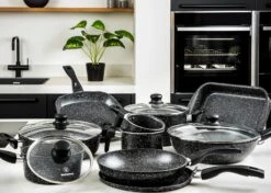 Westinghouse Hapjespan Black Marble - ø 28 Cm / 4.5 Liter - Standaard Anti-aanbaklaag -Keuken Kwaliteitswinkel WCCC0009028MBBWestinghouseCasserolewithGlassLid7 1
