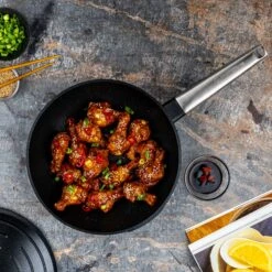 Westinghouse Koekenpan Performance - Blissful Black - ø 24 Cm - Standaard Anti-aanbaklaag -Keuken Kwaliteitswinkel WCFP0095024BK 8