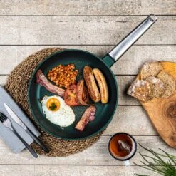 Westinghouse Koekenpan Performance - Gracious Green - ø 24 Cm - Standaard Anti-aanbaklaag -Keuken Kwaliteitswinkel WCFP0095024SG 8