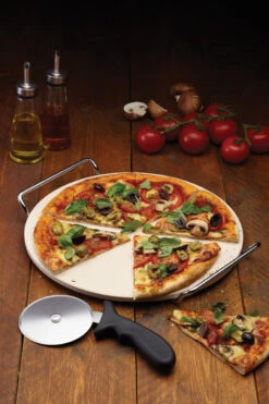 KitchenCraft Pizzasteen En Pizzames - 32 Cm 7 KitchenCraft Pizzasteen En Pizzames - 32 Cm -Keuken Kwaliteitswinkel bhlofbyjsbxrepjvbmsk 77000