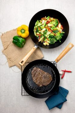 BK Wokpan Force - Carbon Steel - ø 30 Cm - Zonder Anti-aanbaklaag -Keuken Kwaliteitswinkel c706fb772835678761c80fb6f51dbf349ef8efed BK Force CS Lifestyle 6 1