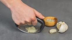 Sareva Knoflookpers -Keuken Kwaliteitswinkel knoflookpers 2